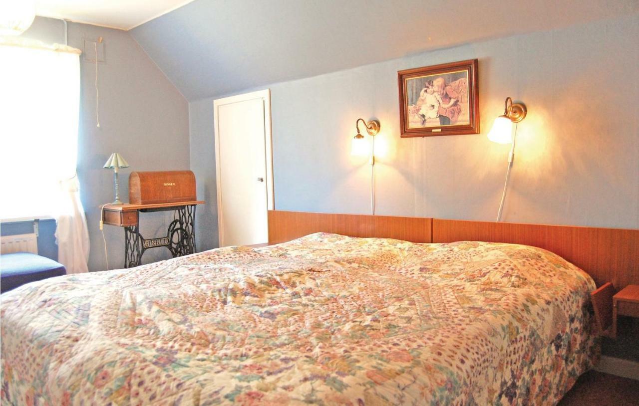 3 Bedroom Amazing Home In Lnsboda Falsehult Luaran gambar